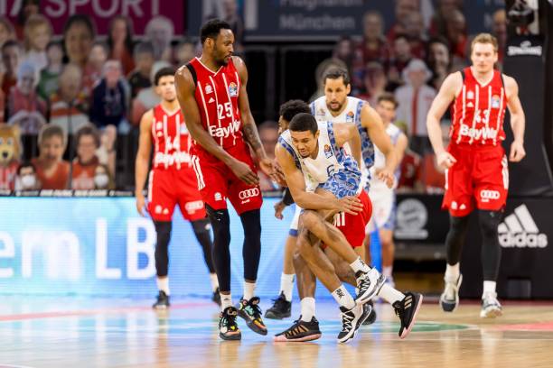 尺度仍是球 尺度仍是球