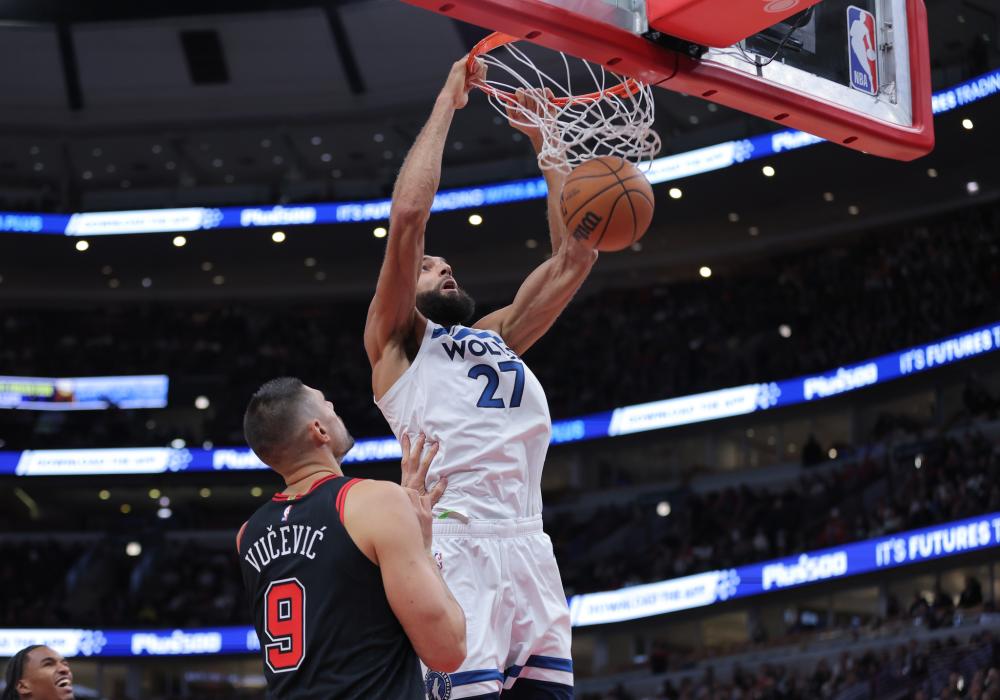 通过球迷的 通过球迷的