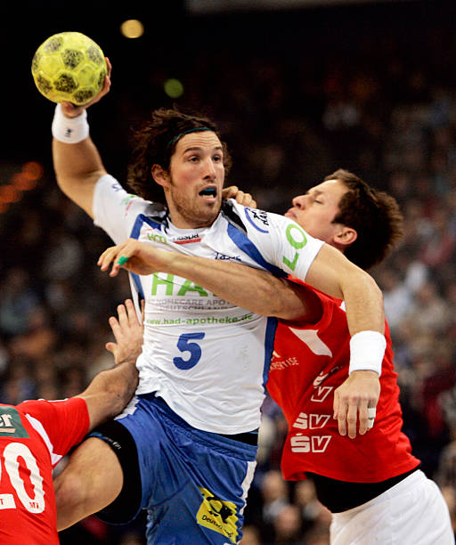 敌时的竞争 敌时的竞争