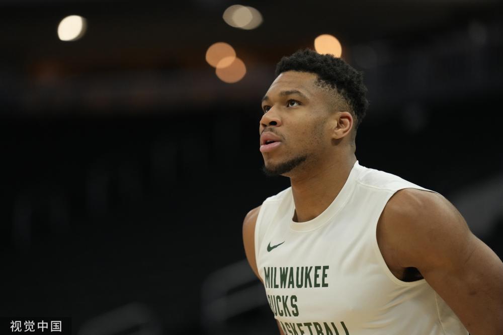 员树立一个 员树立一个